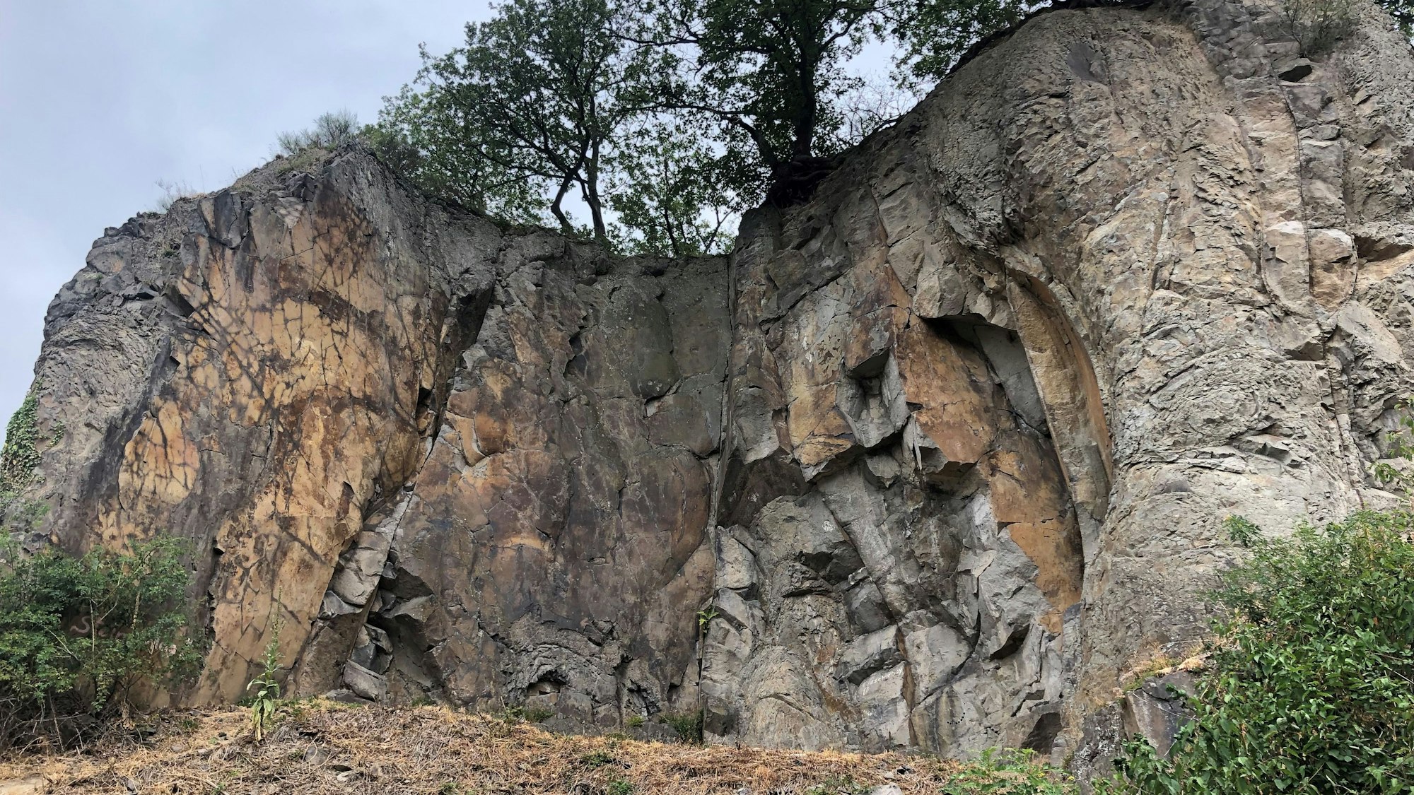 Die Zwergenhöhle im Siebengebirge.