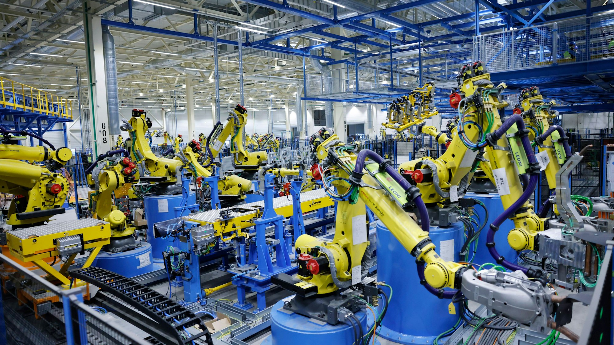 Im Bau befindliche neue Produktionshalle für Teile der E-Autos der Ford-Werke in Köln.