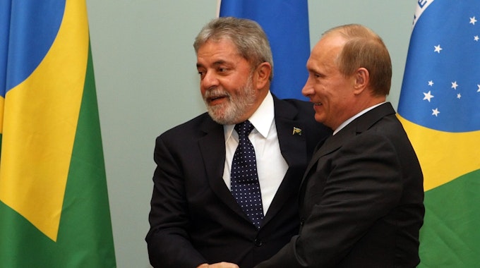 Der russische Präsident Wladimir Putin zusammen mit dem brasilianischen Präsidenten Luiz Ignacio Lula da Silva im Mai 2010. (Archivbild)