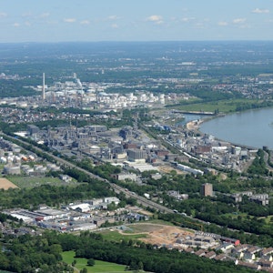 Die Rheinspange soll über Niederkassel ins Linksrheinische führen.