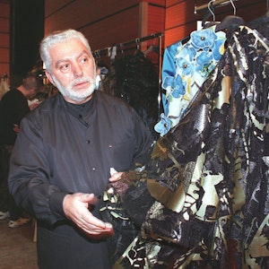 Der spanische Modeschöpfer und Designer Paco Rabanne, hier zu sehen in einer Aufnahme aus dem Jahr 1999, ist tot.