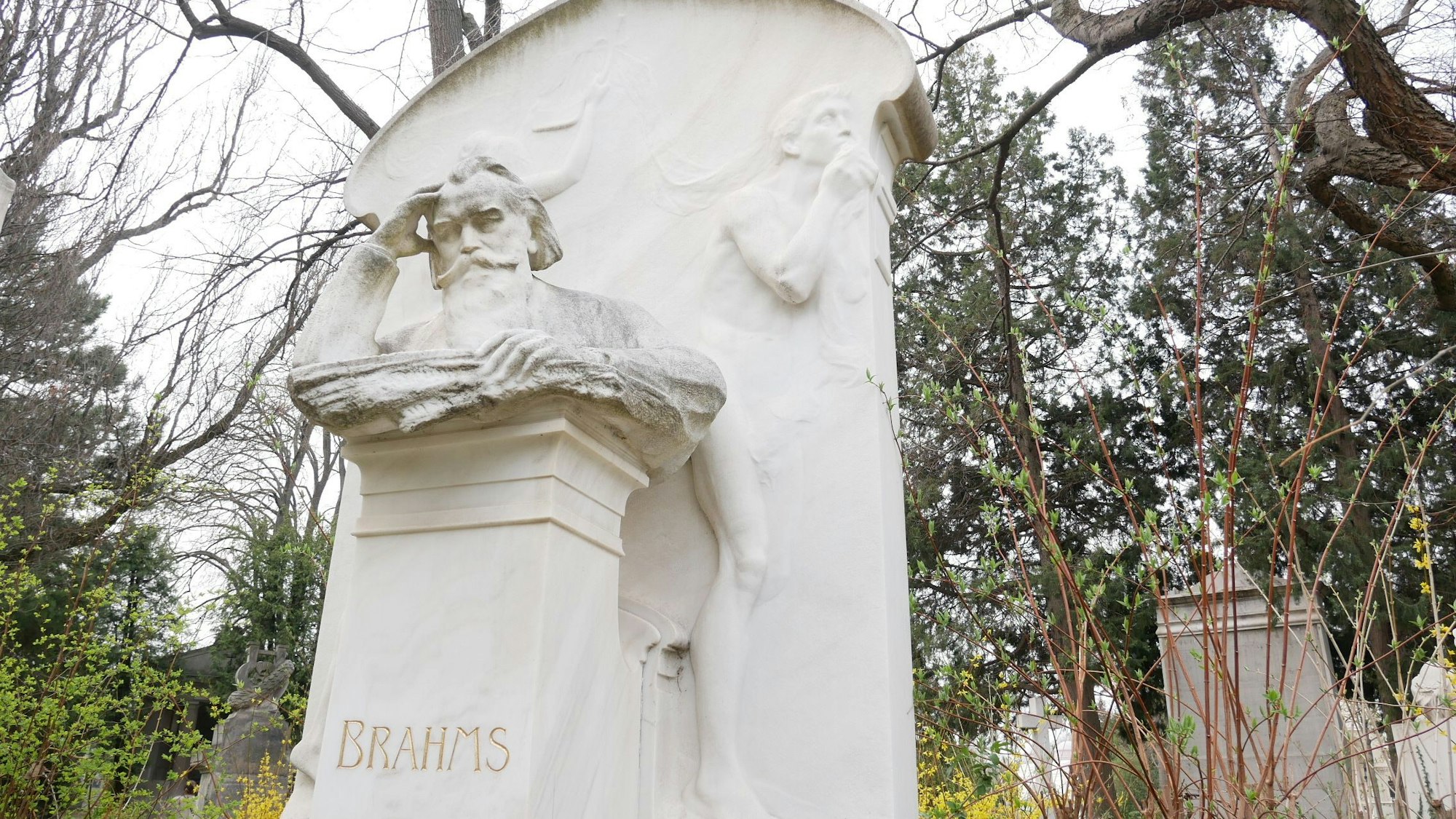 Das Grab des Komponisten Johannes Brahms am Wiener Zentralfriedhof.