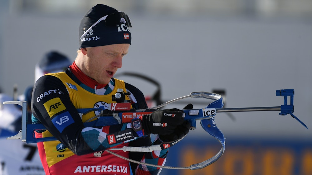 Johannes Thingnes Bö aus Norwegen beim Schießen.