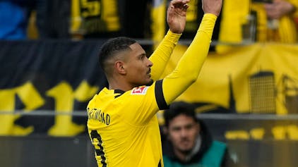 BVB-Stürmer Sebastien Haller jubelt nach seinem Treffer gegen Freiburg.