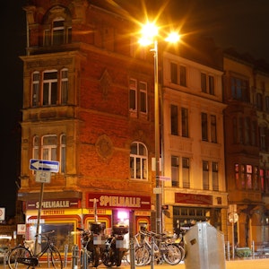 Der Kölner Eigelstein bei Nacht