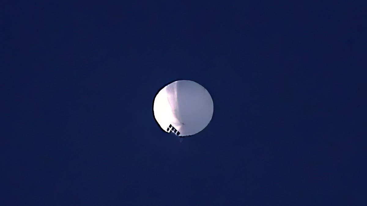 Ein Höhenballon schwebt über Billings im Bundesstaat Montana. Das US-Militär hat einen chinesischen Spionage-Ballon über dem Norden der USA gesichtet.