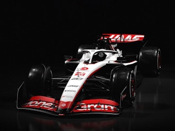 Präsentation des neuen Rennwagens von Haas im Jahr 2023.
