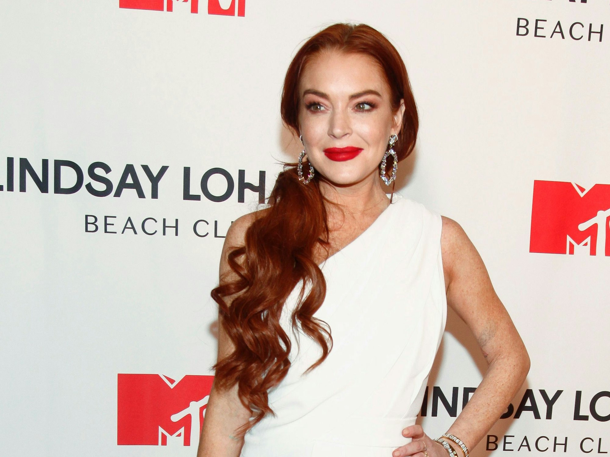 Lindsay Lohan besucht MTVs "Lindsay Lohan's Beach Club"-Serie Premierenparty auf dem Magic Hour Rooftop am The Moxy Times Square.
