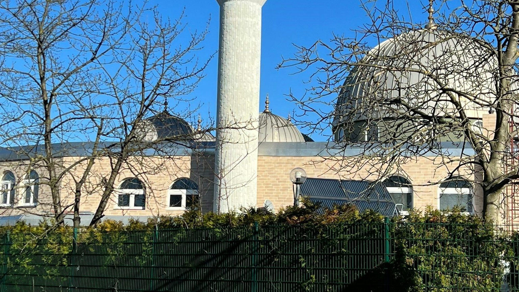 Das Foto zeigt die Wesselinger Moschee. Von dort aus werden die Spenden für die Opfer des Erdbebens weitergeleitet.