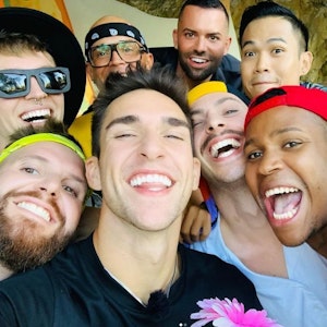 Dieses Selfie einiger Kandidaten der Joyn-TV-Show „Mr. Gay Germany“ wurde am 25. September 2022 auf dem Instagram-Kanal von „Mr. Gay Germany“ veröffentlicht.