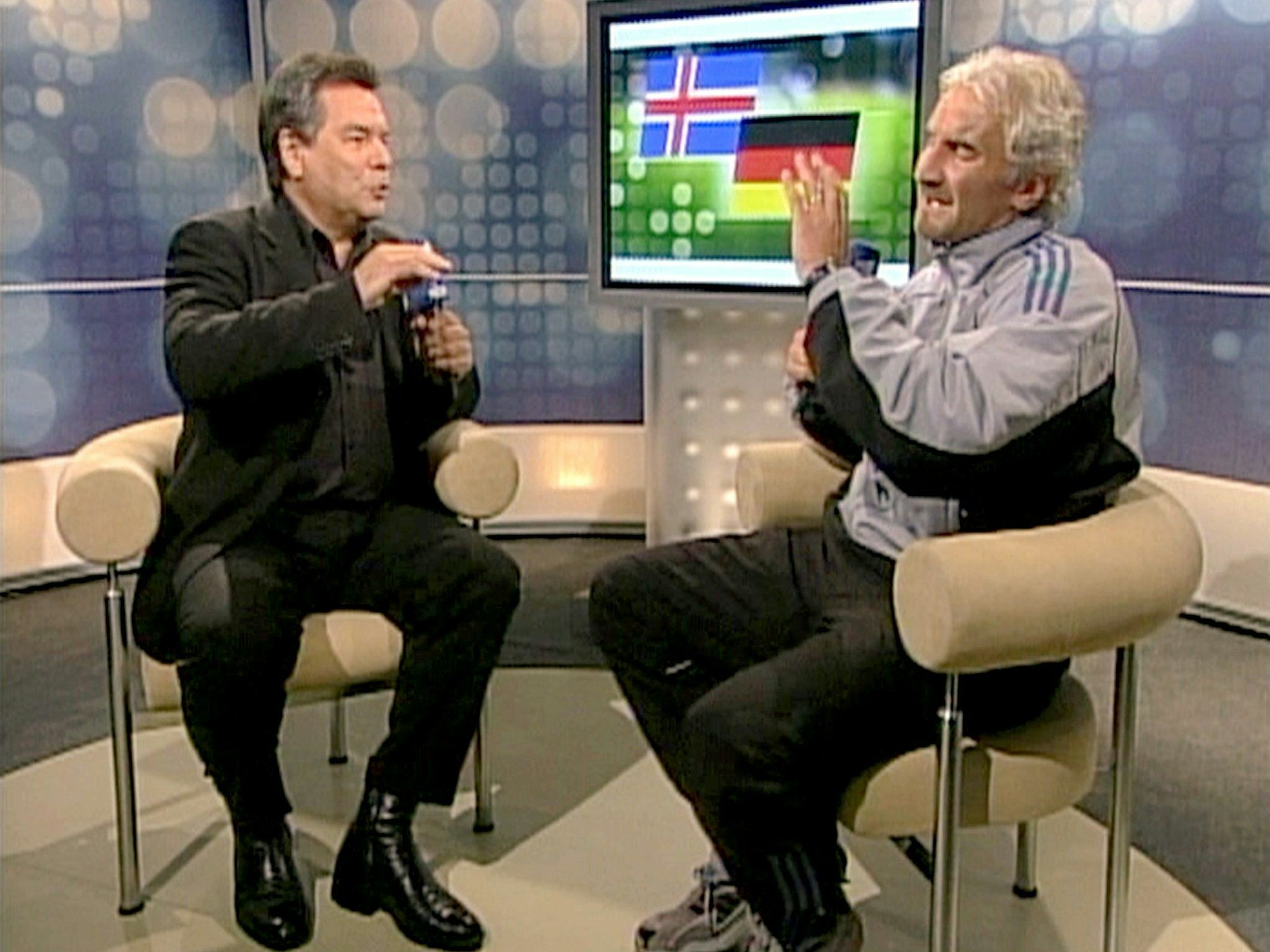 Rudi Völler im Interview mit ARD-Moderator Waldemar Hartmann.