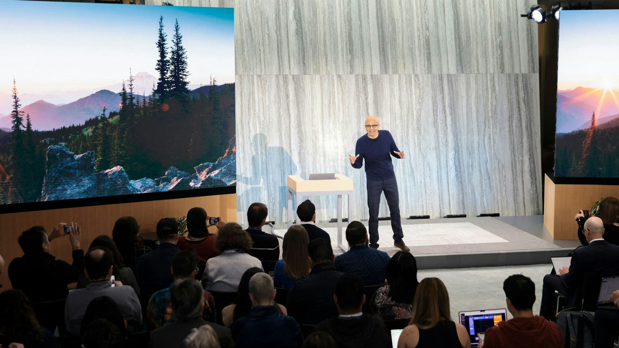 Microsoft-CEO Satya Nadella bei der Ankündigung in Redmond im US-Bundesstaat Washington.