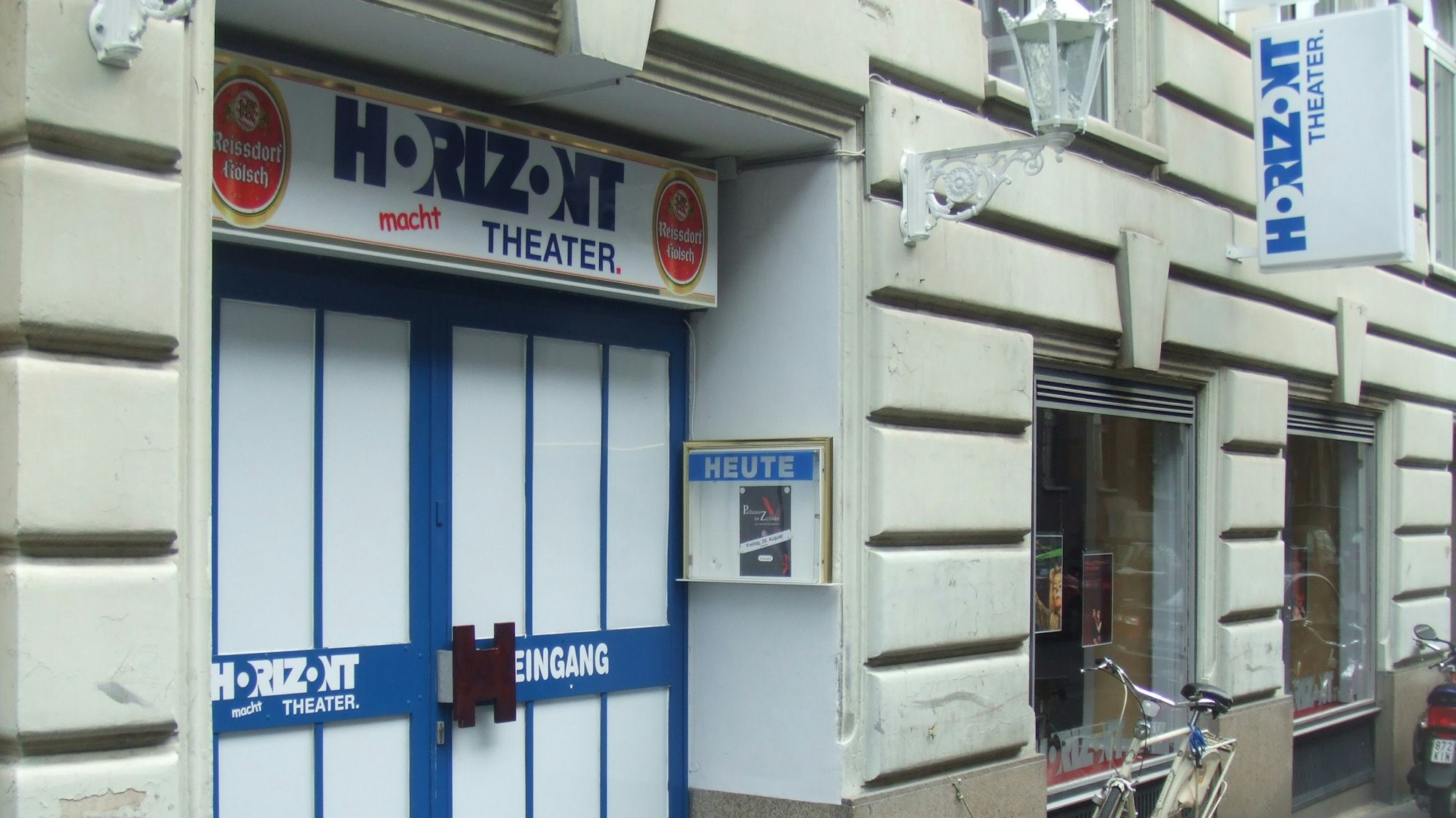Das Horizont Theater von Außen. 
