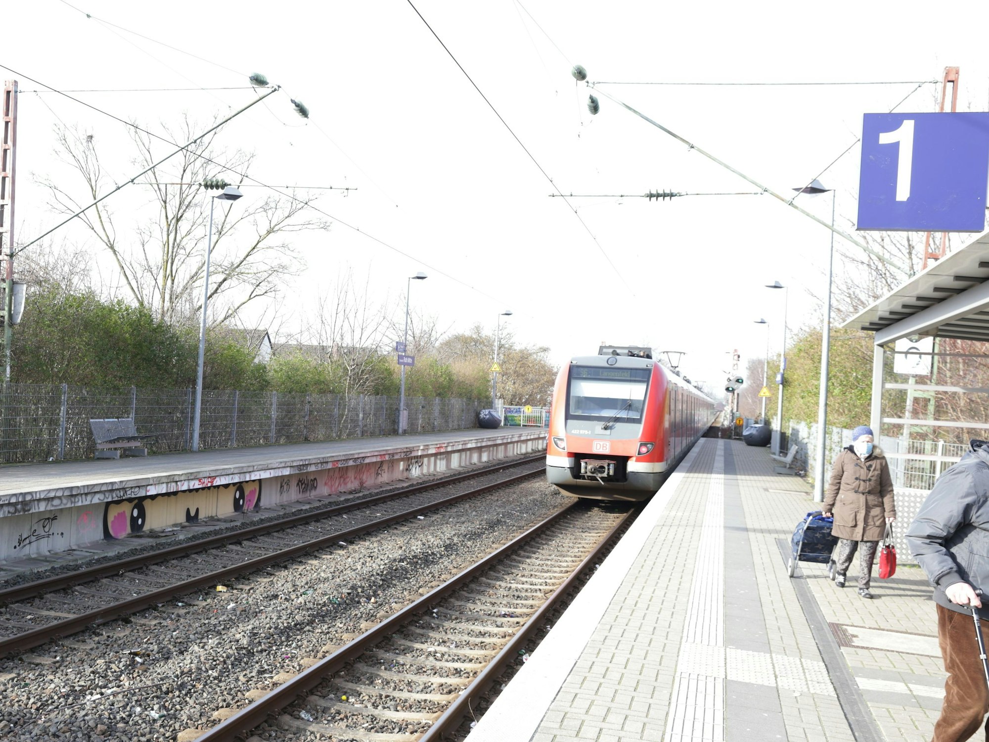 Der S-Bahnhof in Düsseldorf-Rath am 9. Februar 2023.