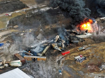 Ein Foto zeigt das Ausmaß der Zugkatastrophe in Ohio (USA).