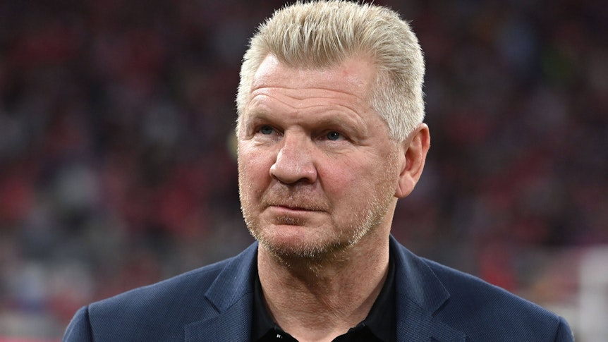 Stefan Effenberg, ehemaliger Spieler von Borussia Mönchengladbach, hier am 16. Oktober 2022 bei einem Spiel zwischen dem FC Bayern München und dem SC Freiburg, sieht die Aussagen der Borussia-Vorantwortlichen kritisch.