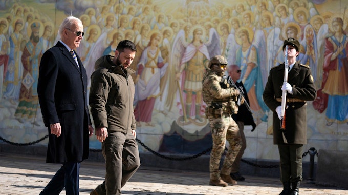US-Präsident Joe Biden (links) mit dem ukrainischen Präsidenten Wolodymyr Selenskyj in Kiew