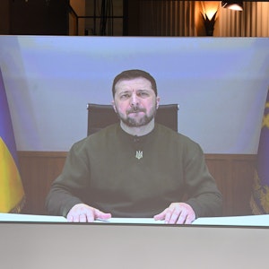 Der ukrainische Präsident Wolodymyr Selenskyj nimmt am 17. Februar per Videoschalte an der Sicherheitskonferenz in München teil.