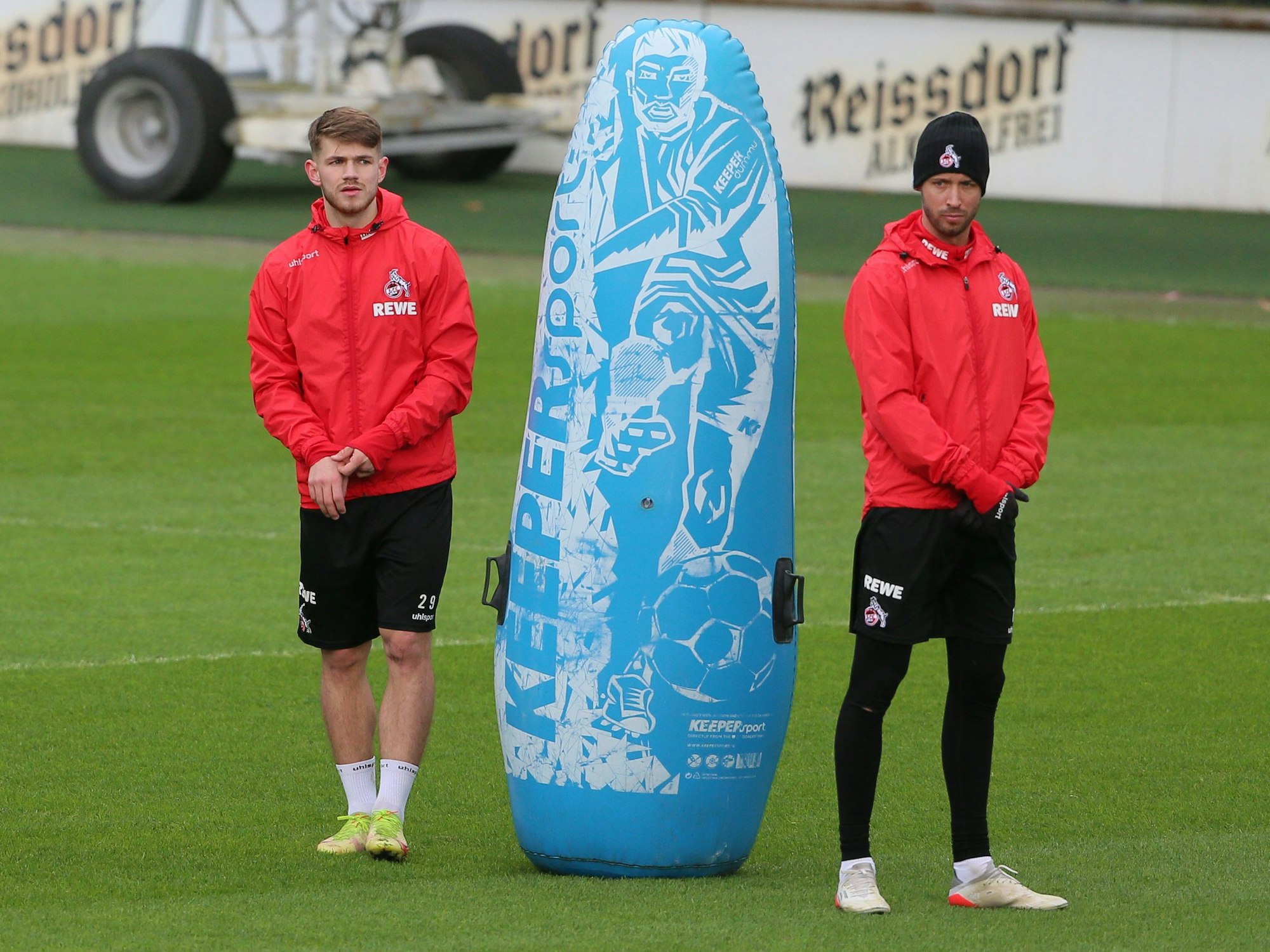 Jan Thielmann und Mark Uth im Training des 1. FC Köln.