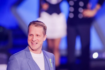Oliver Pocher, Moderator, steht in der RTL-Tanzshow „Let's Dance“ im Coloneum.