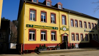 Das Gemünder Brauhaus in der Fußgängerzone in Schleiden-Gemünd.