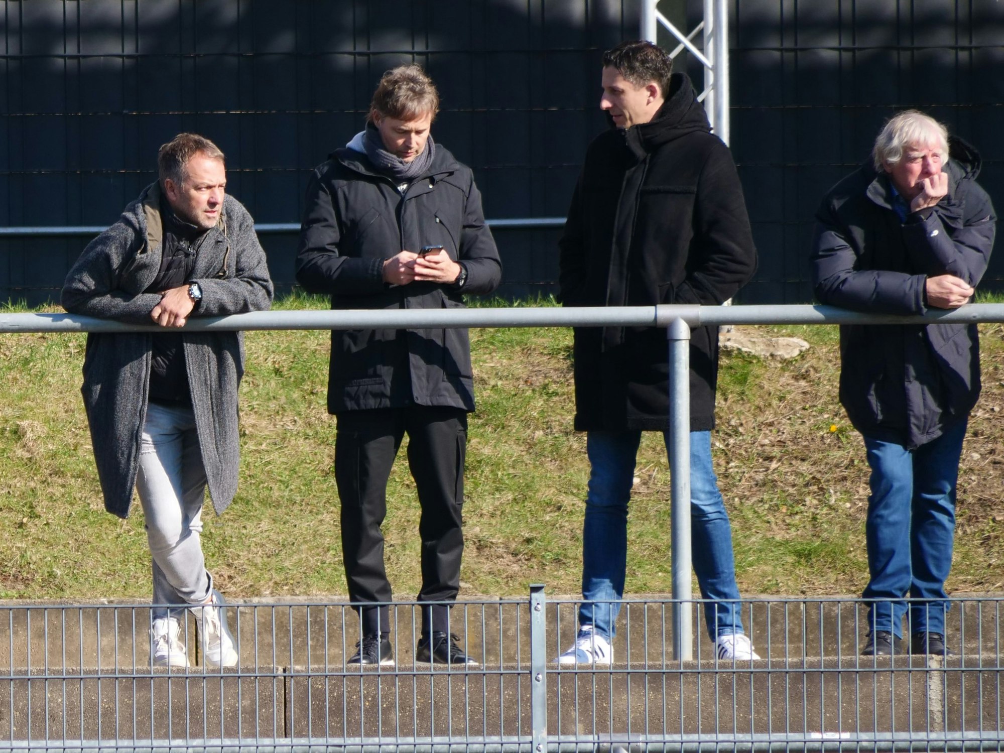 Hansi Flick beobachtete am Mittwoch (1. März 2023) das Training des 1. FC Köln.