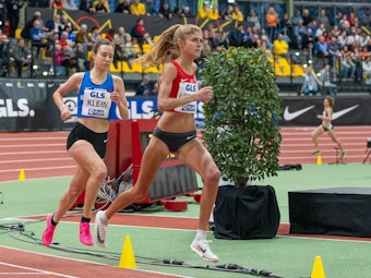 Deutsche Meisterschaft, 3000 Meter Frauen: Konstanze Klosterhalfen vor Hanna Klein.