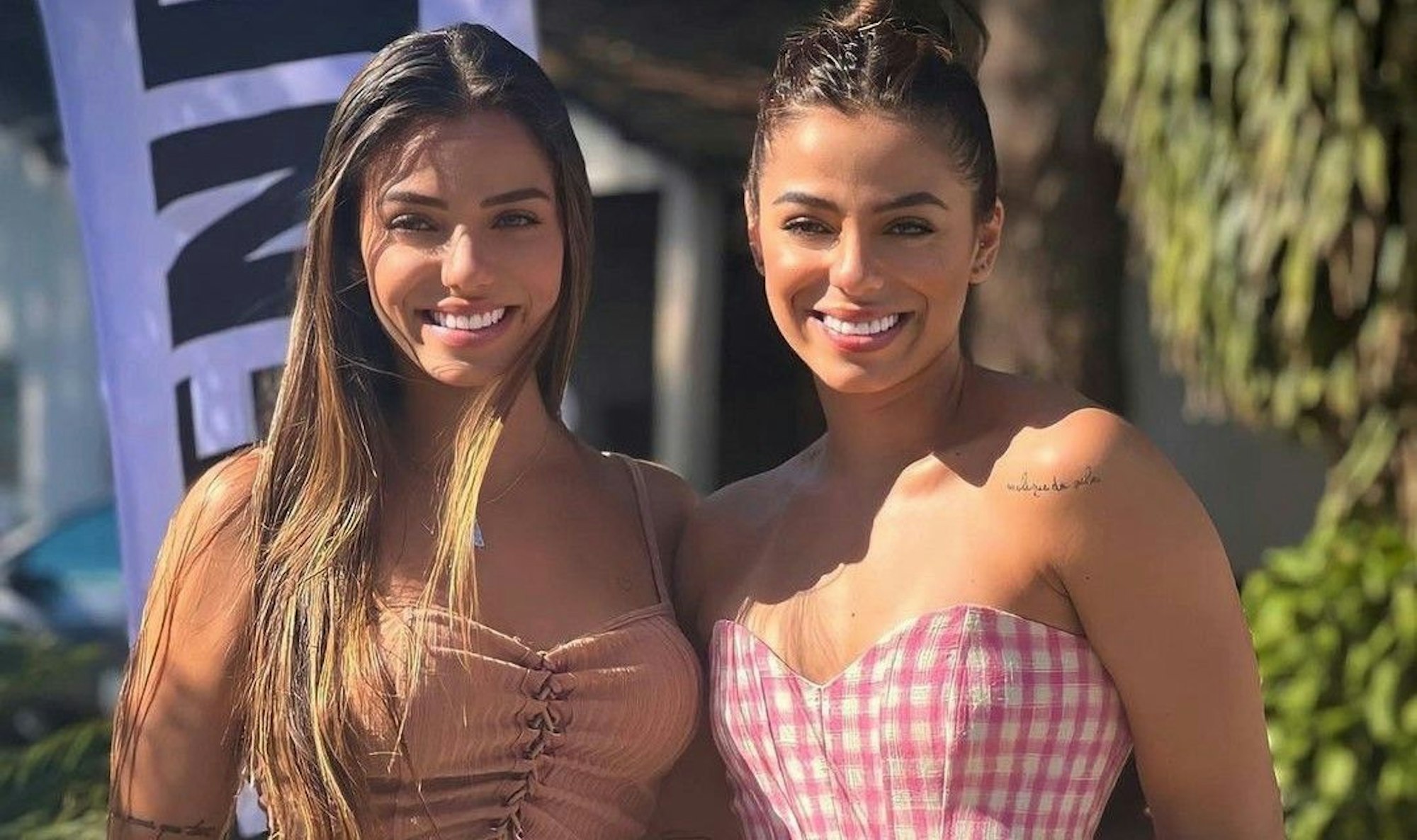 19. Januar 2023: Die beiden brasilianischen Volleyball-Zwillinge Key und Keyt Alves posieren gemeinsam auf einem bei Instagram veröffentlichten Foto.