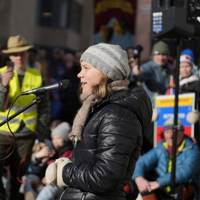 Greta Thunberg bei ihrer Ansprache gegen die Windkraftanlage