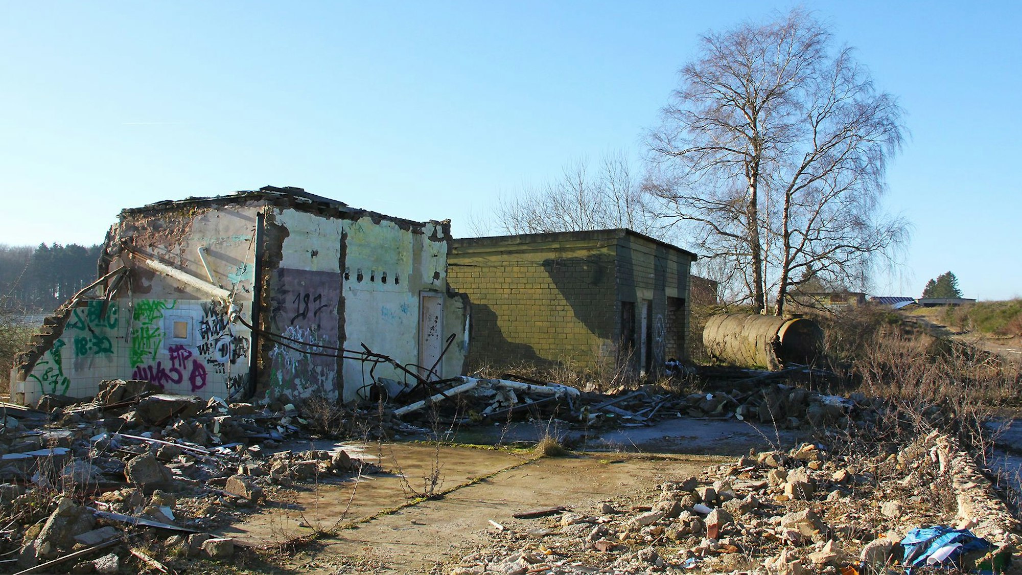 Ruinen der ehemaligen Raketenstation in Blankenheim-Reetz.