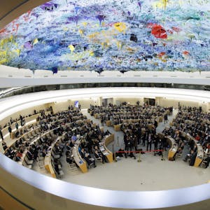 Gesamtansicht während der Sitzung des Menschenrechtsrats am europäischen Hauptsitz der Vereinten Nationen in Genf.