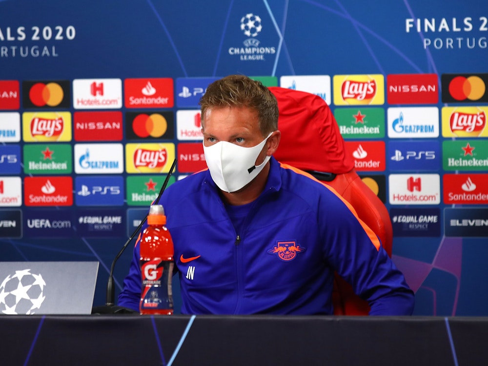 Julian Nagelsmann, Trainer von RB Leipzig, nimmt an einer Video-Pressekonferenz teil.