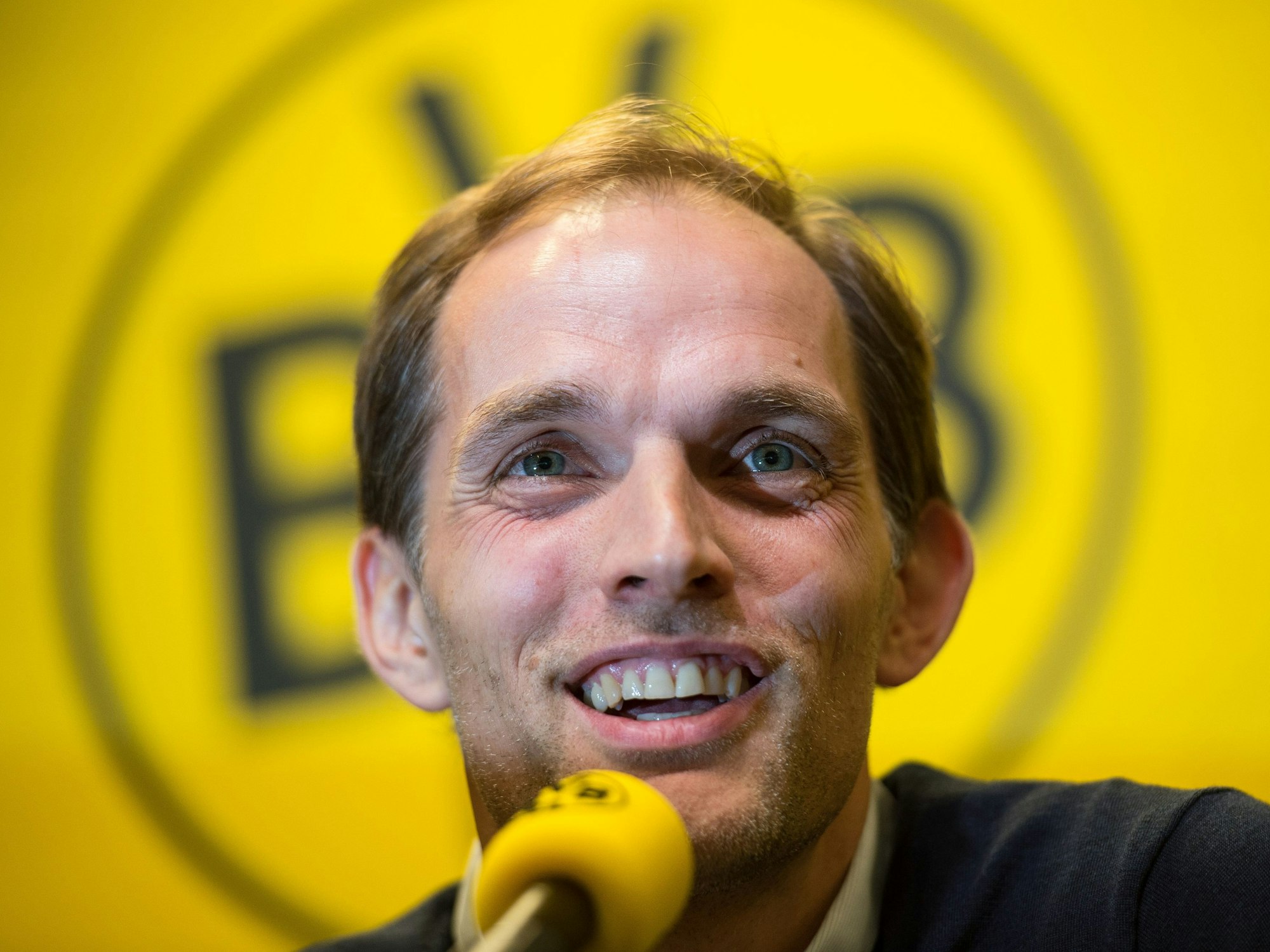 Thomas Tuchel, neuer Trainer von Bundesligist Borussia Dortmund, spricht am bei einer Pressekonferenz im Signal Iduna Park in Dortmund.