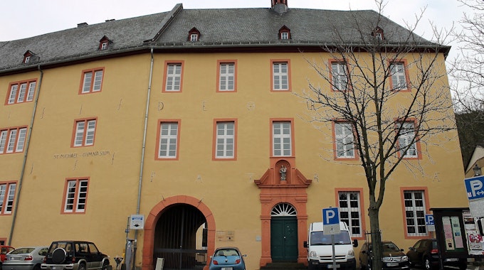 Das St.-Michael-Gymnasium in Bad Münstereifel. (Archivfoto)