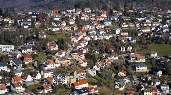 Millionen Häuser und Grundstücke müssen in der Bundesrepublik für die Grundsteuer neu bewertet werden.&nbsp;