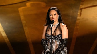 Rihanna performt bei den Oscars „Lift Me Up“.