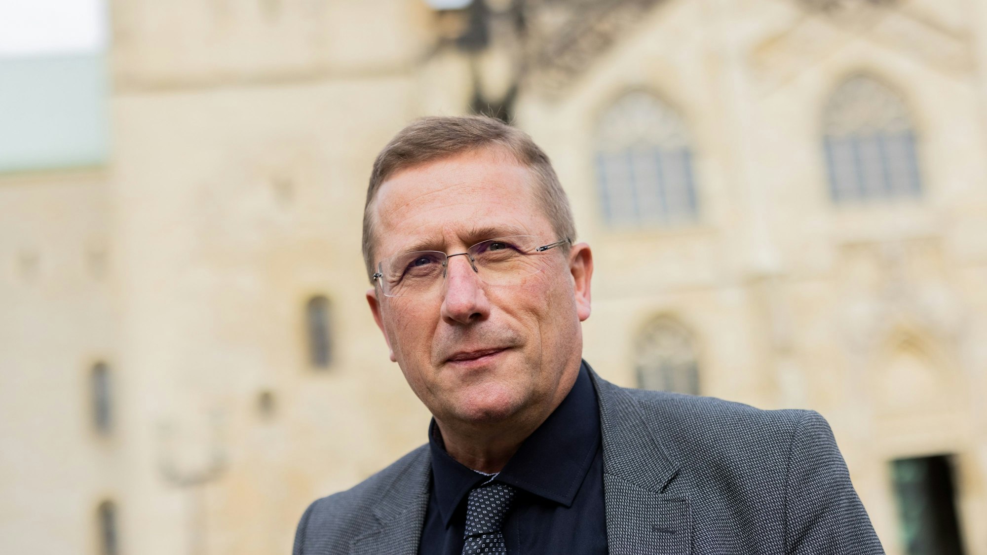 Hat 16 Jahre lang das Büro des Bischofs von Limburg geleitet: Prof. Thomas Schüller.