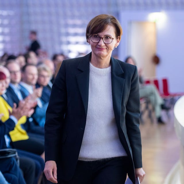 Bettina Stark-Watzinger (FDP), Bundesministerin für Bildung und Forschung, kommt zum Bildungsgipfel.&nbsp;