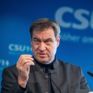 Markus Söder, CSU-Vorsitzender und Ministerpräsident von Bayern, kritisiert die Pläne der Ampelregierung zu einer Reform des Bundestagswahlrechts.