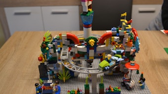 Das Modell des neuen Legoland Themenbereichs "Mythica".