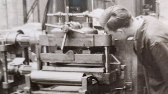 Karl-Heinz Oellig hat die damals wohl erste Offsetplatten-Entwicklungsmaschine entworfen und gebaut