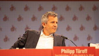 Das Bild zeigt FC-Geschäftsführer Philipp Türoff.