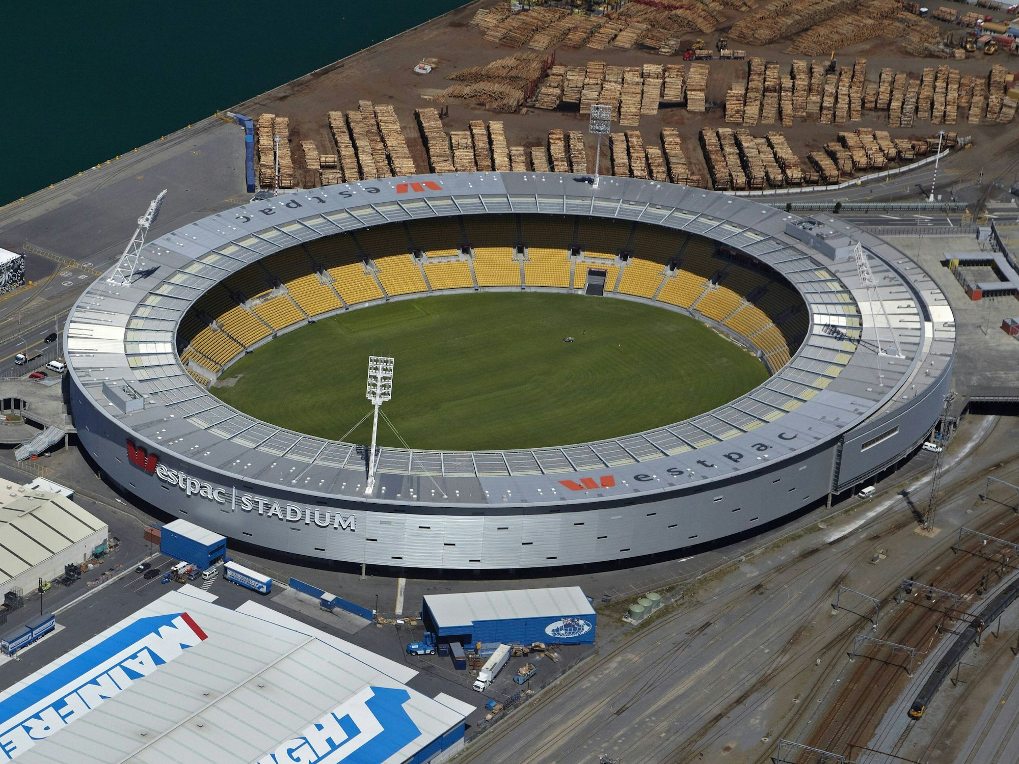 Die Außenansicht des Wellington Regional Stadium.