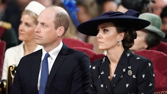 Prinz William (l) und Kate (r), Prinzessin von Wales, nehmen am jährlichen Gottesdienst zum Commonwealth Day in der Westminster Abbey teil.