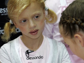 Ermakova, die Tochter von Ex-Tennisstar Boris Becker und Angela Ermakova, war früh in der Öffentlichkeit zu sehen. Unser Bild zeigt sie auf einer Beauty-Messe im Jahr 2007.
