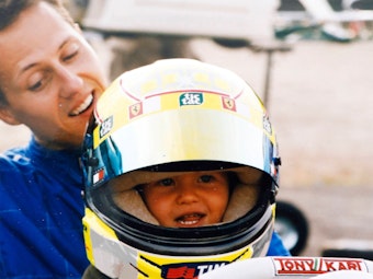 Michael und Mick Schumacher beim Kartfahren auf dem Nürburgring.