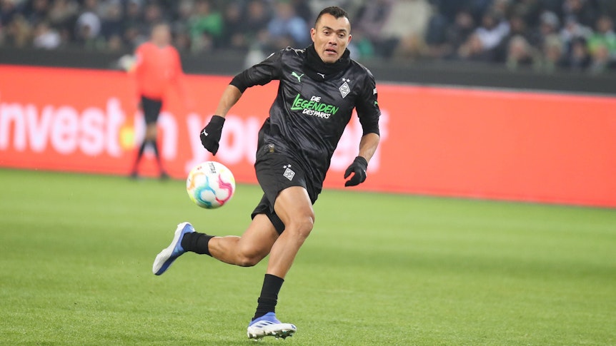 Juan Arango feierte beim Legendenspiel von Borussia Mönchengladbach am 17. Dezember 2022 seine Gladbach-Rückkehr. Er spielte von 2009 bis 2014 bei Borussia.