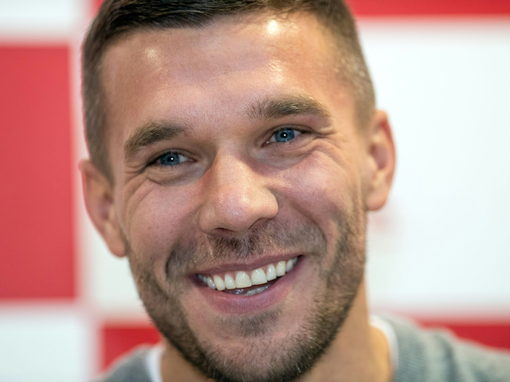 Lukas Podolski am 13. Januar 2019 auf einer Pressekonferenz.