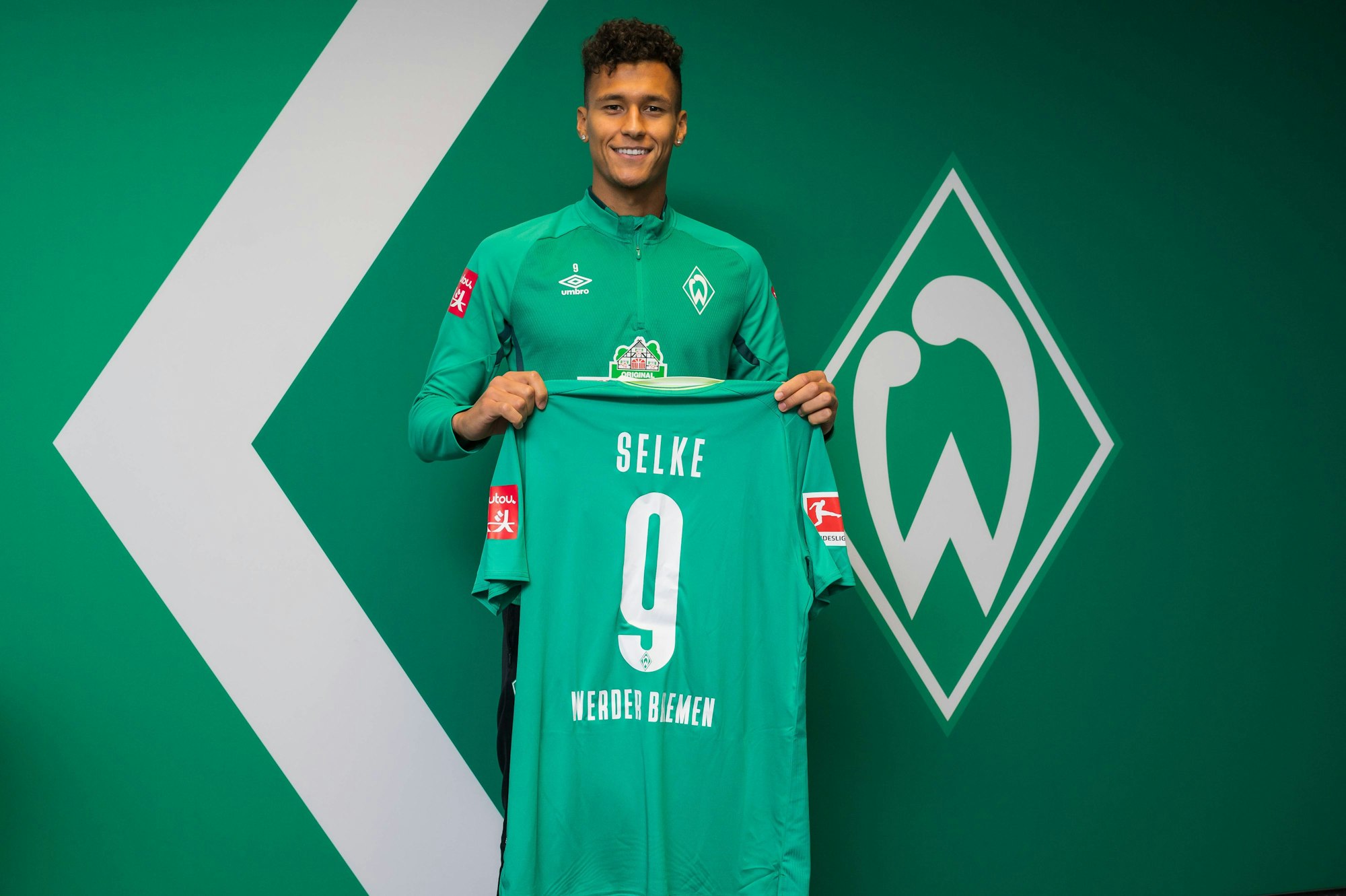 Davie Selke bei seiner Vorstellung bei Werder Bremen.