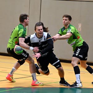 11.02.2023, Handball-Opladen-Emsdetten

mitte: Maurice Meurer (Opladen)

Foto: Uli Herhaus